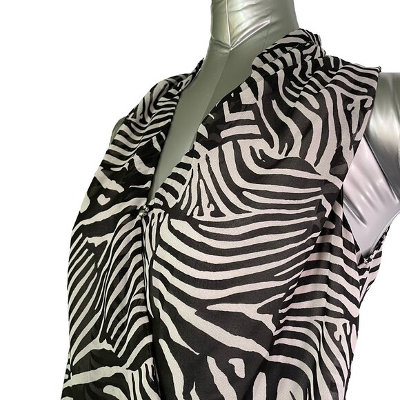 H&M Black and Grey Zebra Print Mock Wrap Sleeveless Blouse Top Size 4 - Picture 4 of 10